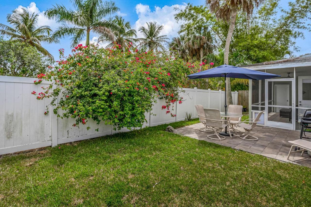Smugglers Cove Retreat Villa Naples Exterior photo