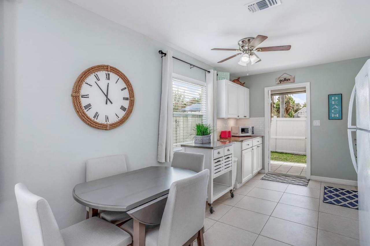 Smugglers Cove Retreat Villa Naples Exterior photo